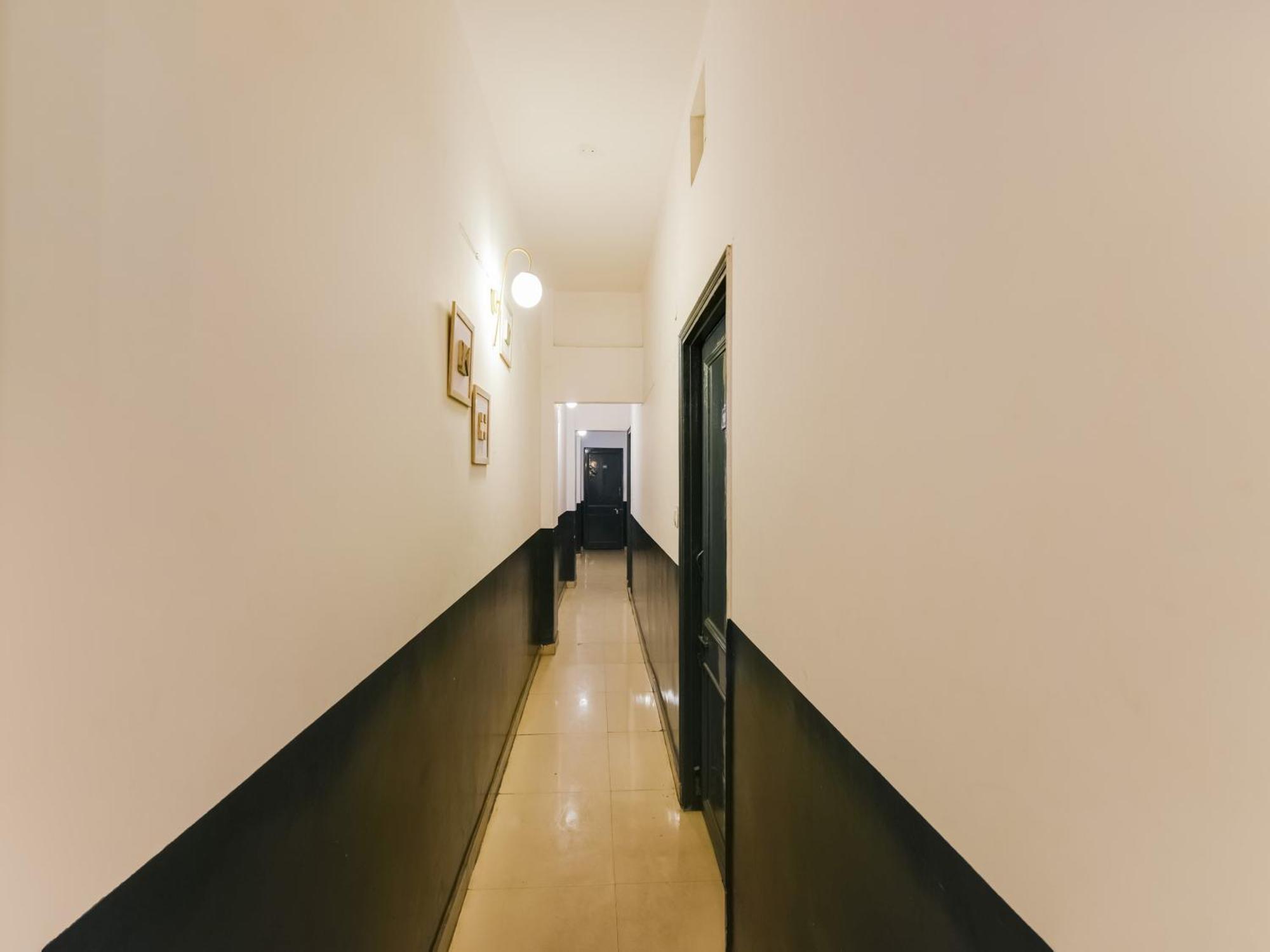 Hotel O Unique Delhi Home Stay Нью-Делі Екстер'єр фото