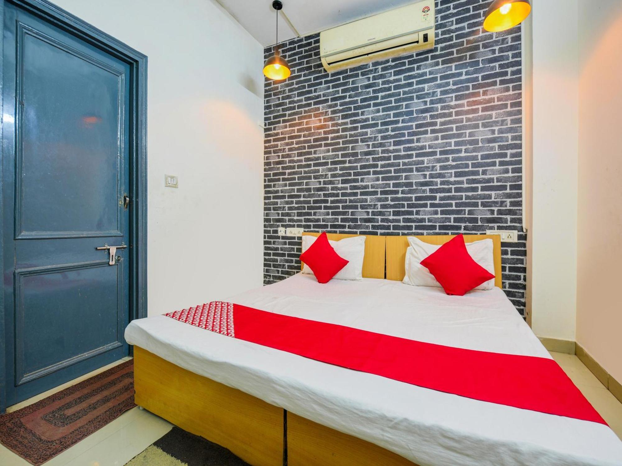 Hotel O Unique Delhi Home Stay Нью-Делі Екстер'єр фото